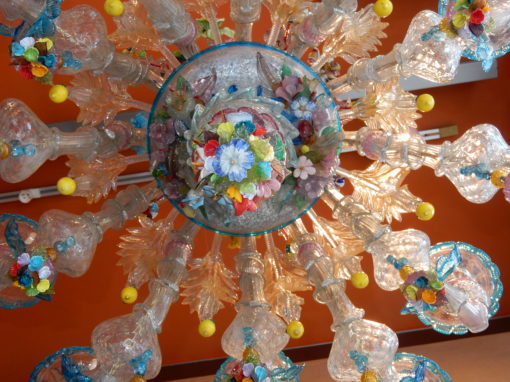 1970/80' Chandeliers Pair Murano Crystal  With 12 Lights Arms - Image 4