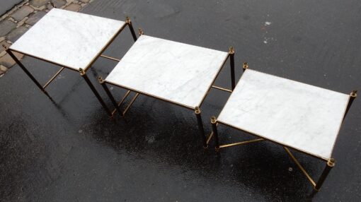 1970' Nested Side Tables Maison Baguès, With 3 Marble Trays, Fluted Feet and Pine Cone Tops - Image 8
