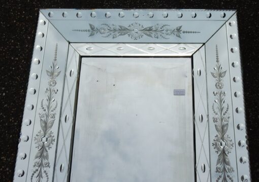 1950' Miroir venise pareclose avec centre en cuvette 69 x 90 cm – Image 3
