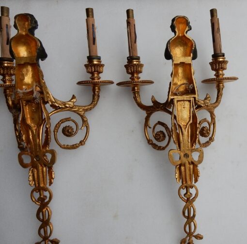 1900 'Pair Of Sconces With Two Arms Of Light Louis XVI Style Gilt Bronze After A Model Jean HAURE Decor Busts Children Musicians - Image 3