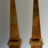 1970' Paire de Lampes Obelisques en Laiton Style Maison Jansen – Image 2