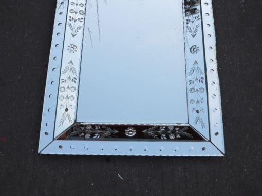 1950' Miroir venise rectangulaire à fleurs et bulles 81 x 62 cm – Image 8