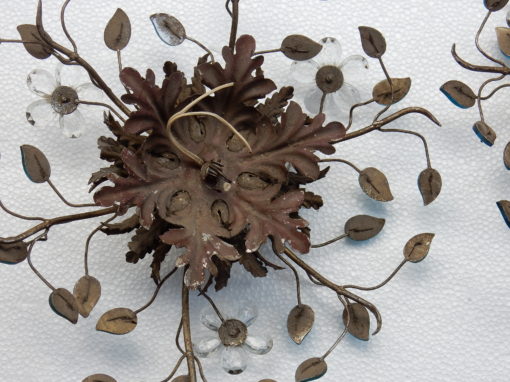 1970' Paire de 2 Plafonniers ou Appliques à Décor de Fleurs et Feuilles en Métal Argenté Style Maison Baguès Feuilles en Verre de Couleur Bleue – Image 5