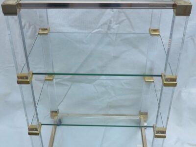 Shelf has castors Pierre Vandel