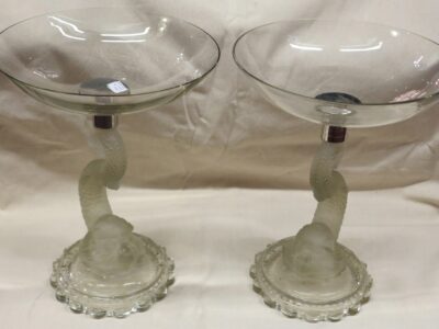 Pair Crystal cup of Baccarat to the Delphin