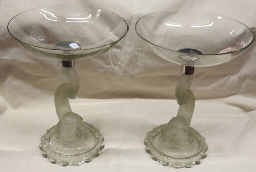 Pair Crystal cup of Baccarat to the Delphin