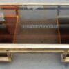 1970' Table basse rectangulaire Guy Lefevre en laiton et vitres fumées – Image 5