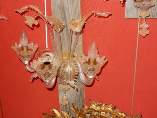 1950/70' Suite de 3 Appliques à 3 Bras de  Lumière en Cristal de Murano Avec Paillons d'Or 45 H X 40 cm – Image 4