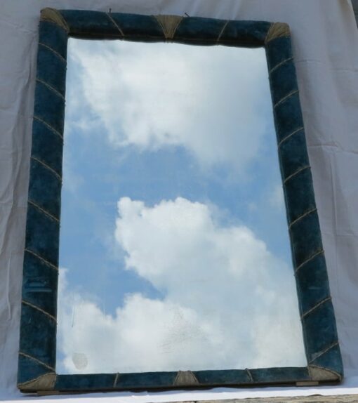 Mirror N 3 coming from an house of enjoyments