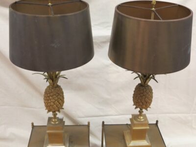 Pair of lamps pineapple of style Charles