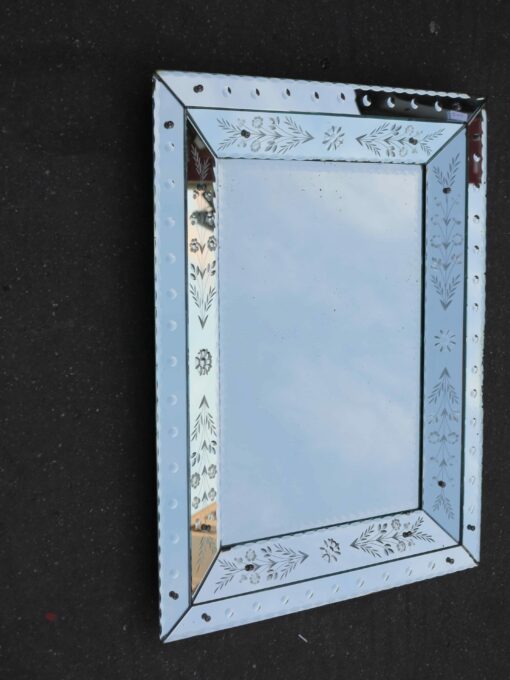 1950' Miroir venise rectangulaire à fleurs et bulles 81 x 62 cm – Image 6