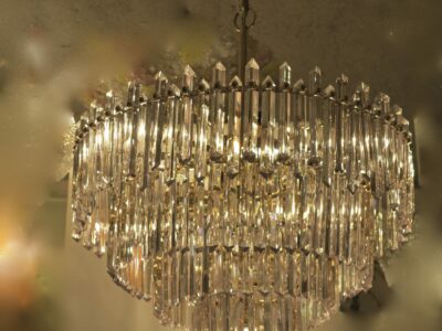 1970' Chandelier 180 Crystals,17 Bulbs