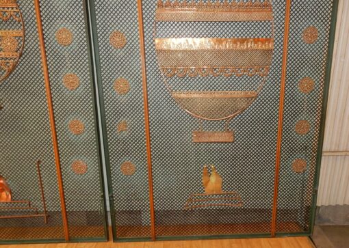 1950 ' Pair of Ornamental Railings has Decoration of Montgolfiéres - Image 5