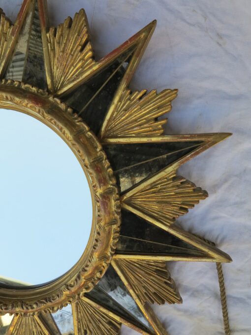 Miroir en étoile,bois doré et miroir oxydé – Image 6
