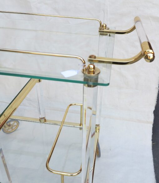 70' Golden metal and lucite  troll rolling bar in the style of Maison Roméo - Image 2