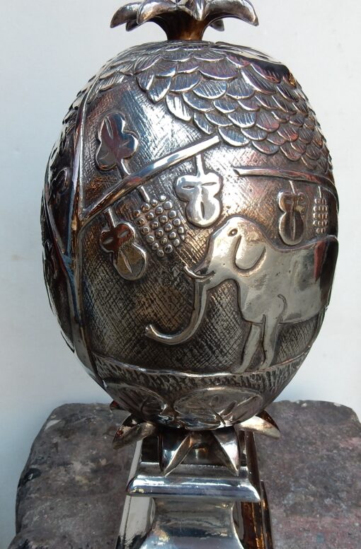 1950/70  Lampe Ananas Décor Animaux Métal Argenté – Image 3