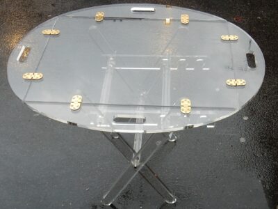 1970 ' Table of Marine Altuglas has Adjustable Height
