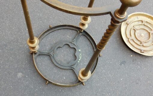 1880/1900 Porte Parapluie en Laiton Provenance Palace – Image 8