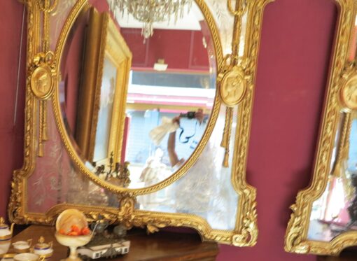 19 th  Pair of Mirrors or similar, parecloses and let us award a medal to allegory to the angels and to the birds - Image 5