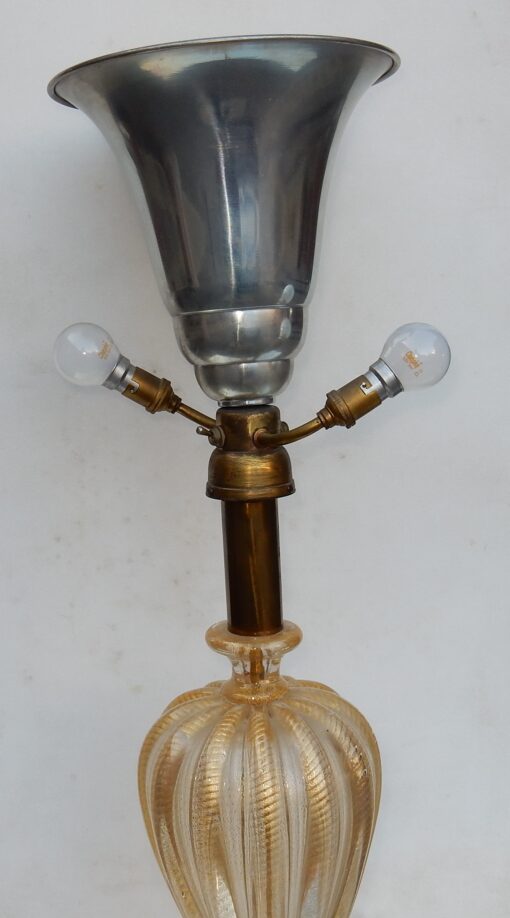 1970' Murano Lamp in The Style of  Barovier & Toso - Image 2