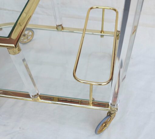 70' Golden metal and lucite  troll rolling bar in the style of Maison Roméo - Image 3