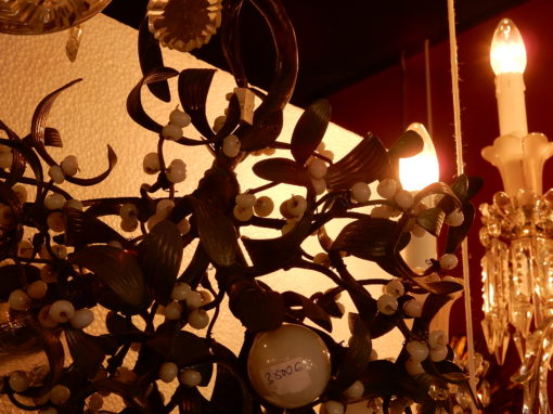 1900' Lustre Boule de Gui en Bronze Art Nouveau a 3 Lampes  Diametre 35 cm – Image 3