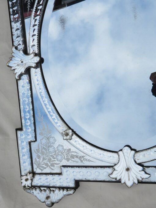 Mirror Venice Octagonal Has Front Wall Silvering Mercury and Feet - Image 7