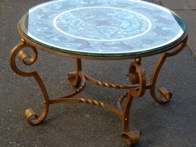 1940/50 Table Basse a Decor de Zodiaque Style Poillerat et Ingrand a Décors Eglomisés