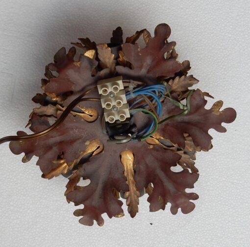 1970' Plafonnier ou Applique à Décor de Fleurs et Feuilles en Métal Doré Style Maison Baguès Feuilles en Verre Coloré Rose – Image 8