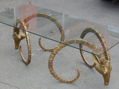 1970' ALAIN CHERVET (né en 1944) Attribué a, Table Basse Aux Protomés d' Ibex Bronze Patiné