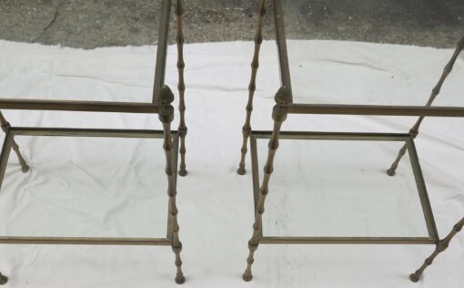 70' Pair  of end of sofa Maison Bagués Bamboo model with tops in glass - Image 5