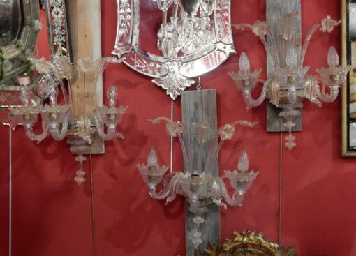 1950/70' Suite de 3 Appliques à 3 Bras de  Lumière en Cristal de Murano Avec Paillons d'Or 45 H X 40 cm – Image 2
