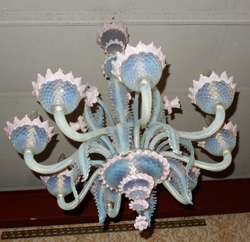 1950/70' Paire de Lustres Murano Bleu Opalescent  8 Bras de Lumiére Et 4 Appliques – Image 4