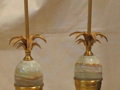 Pair of lamps style Charles with egg in onyx