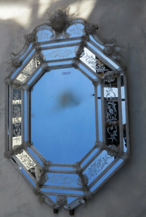 1950' Mirror Octagonal Style Véronèse Parecloses With High and Low Crown - Image 4