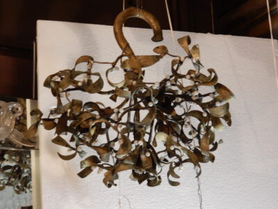 1900' Lustre Boule de Gui en Bronze Art Nouveau a 4 Lampes Diamètre 45 cm