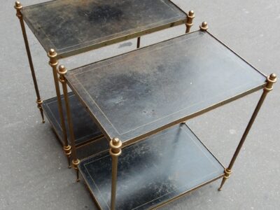 1950-70 'Pair of Bronze Sofa Tables Maison Baguès and 2 trays Sheath Black Gilded Leather 53 X 33 cm