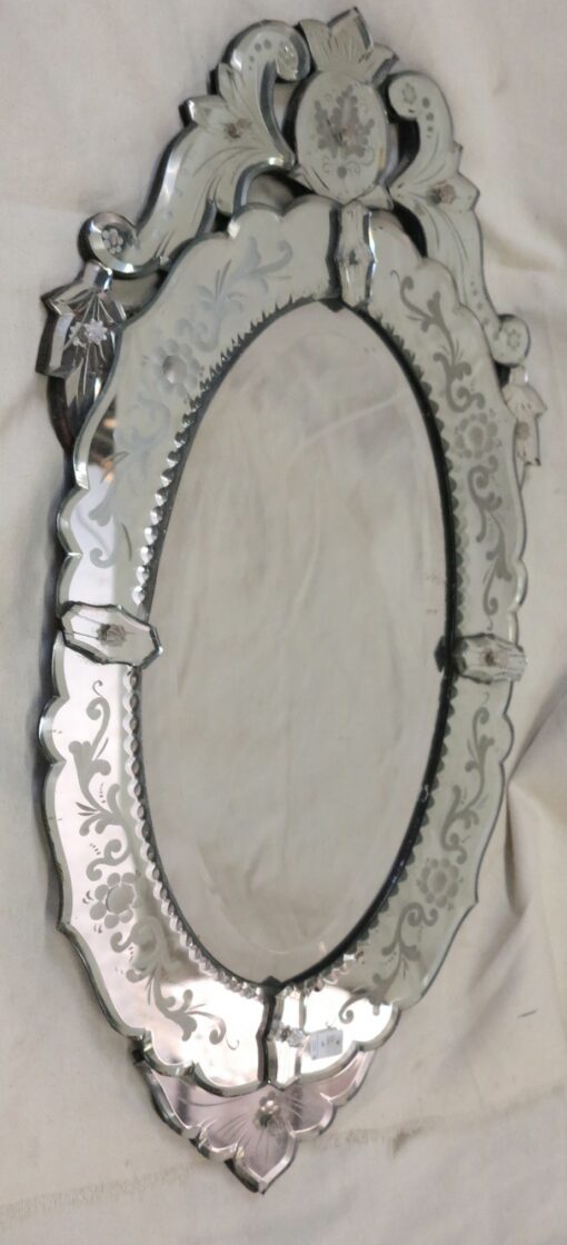 Mirror oval Venice garland sup 5 elements