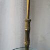 1970' Lampadaire avec Tablette en Laiton Style Maison Malaber – Image 6