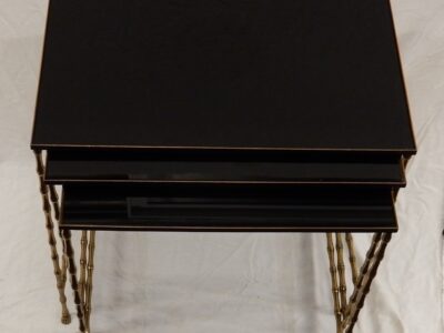 1970' Tables Gigognes Style Maison Jansen, 3 Plateaux Opaline et Empiètement Bambou et Griffes