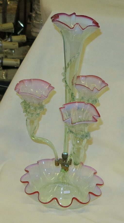 Coupe en cristal opalescent avec 4 cornets a axe déporté  N3 – Image 6