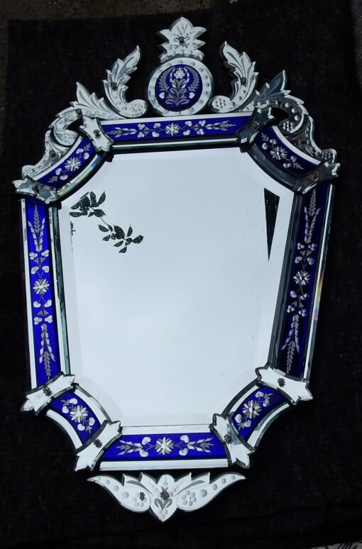 1950/70 'Mirror Venice Octagonal with Blue Glass Adorned with Flowers - Image 7