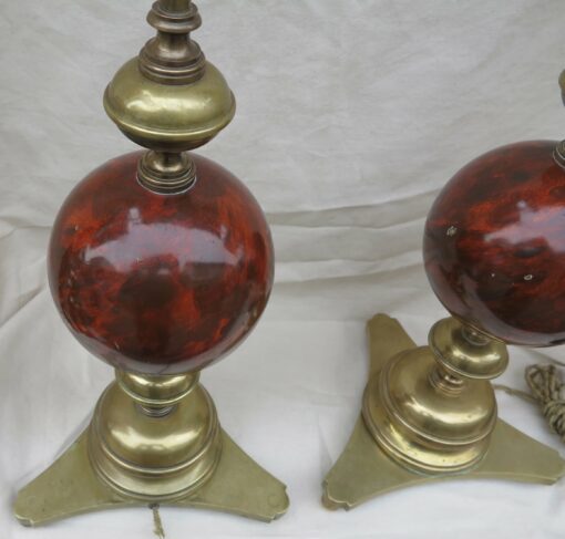 Pair of Lamps Bronze and Iron Balls Painted in Forgery Marble Morello Cherry - Image 5