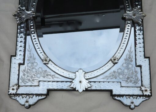 Mirror Venice Octagonal Has Front Wall Silvering Mercury and Feet - Image 8