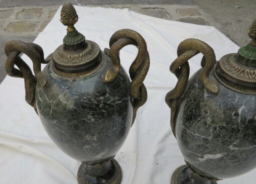 Pair of cassolettes N3 marbles green and snakes in bronze - Image 3
