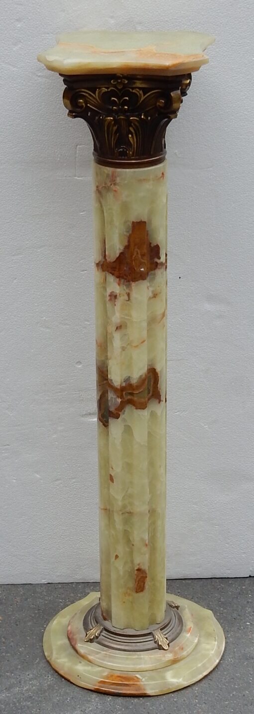 1970 'Onyx Column And Gilded Bronze Corynthian Style - Image 7