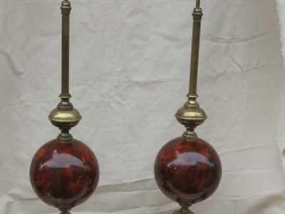 Pair of Lamps Bronze and Iron Balls Painted in Forgery Marble Morello Cherry