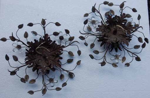 1970' Paire de 2 Plafonniers ou Appliques à Décor de Fleurs et Feuilles en Métal Argenté Style Maison Baguès Feuilles en Verre de Couleur Bleue – Image 4