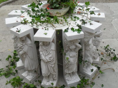 1950/70 'Set of 12 Antique White Marble Statues