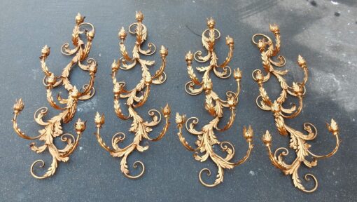 1970' 2 Paires d'Appliques Fer Doré Fleurs et Feuillage à 8 Ampoules
